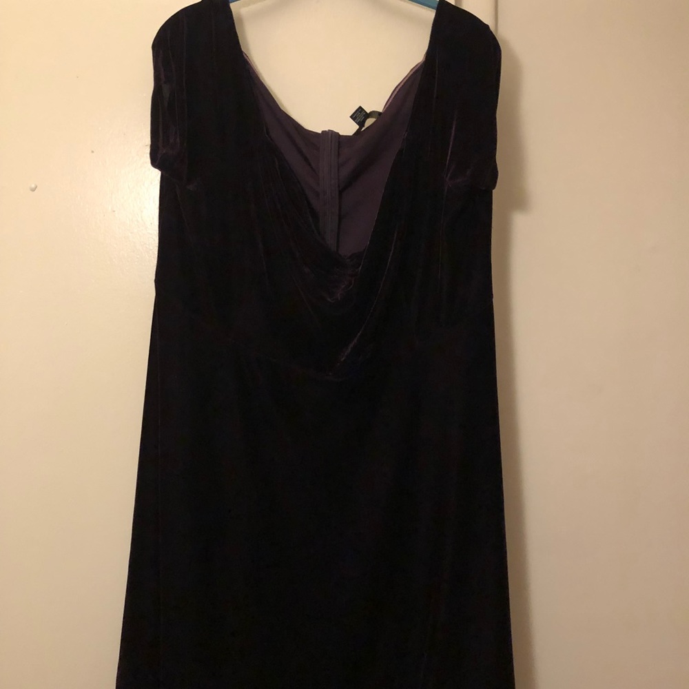 PURPLE VELVET FOREVER 21 DRESS (Plus Size)